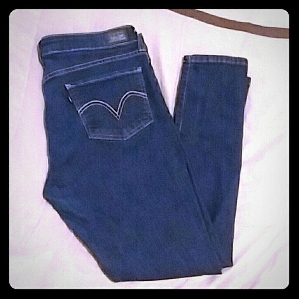 Levi 's dark denim skinny jeans size 17M